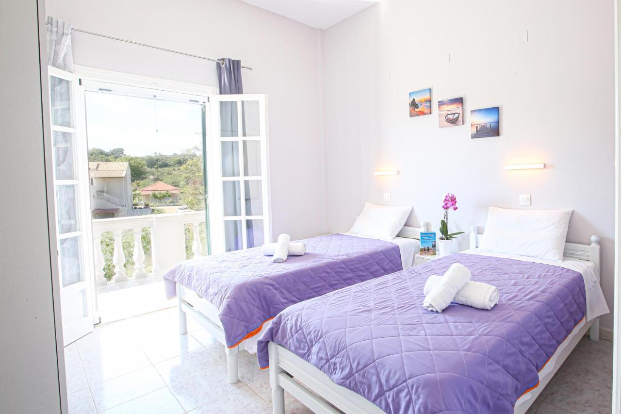 Appartement Angela'S House By The Sea à Marathiás Extérieur photo